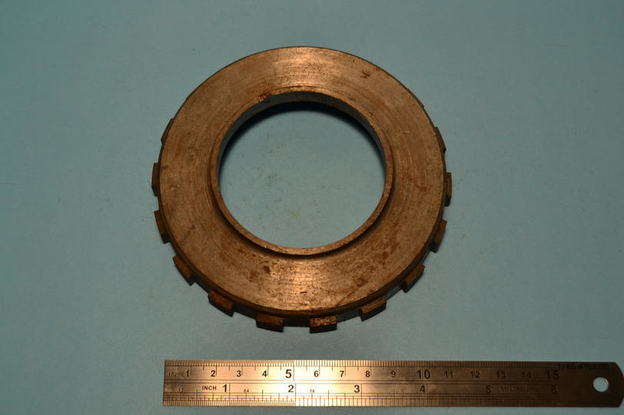 Nut, retaining inboard bearing, O/S, R/H thread, Phantom 3