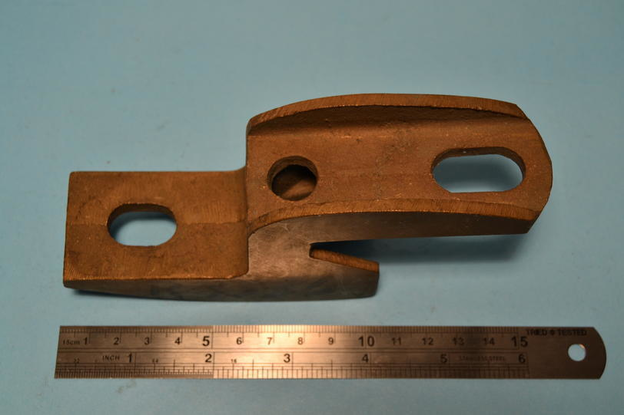 Bracket, mounting DWS jack to front axle, 20/25 and 25/30