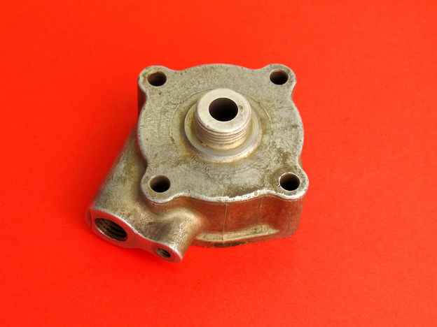 Valve end cap, O/S rear damper with ride control
