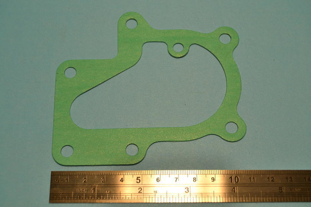 Gasket, gear change casing to end of EJ, 20/25 GKT22 to GYD24.